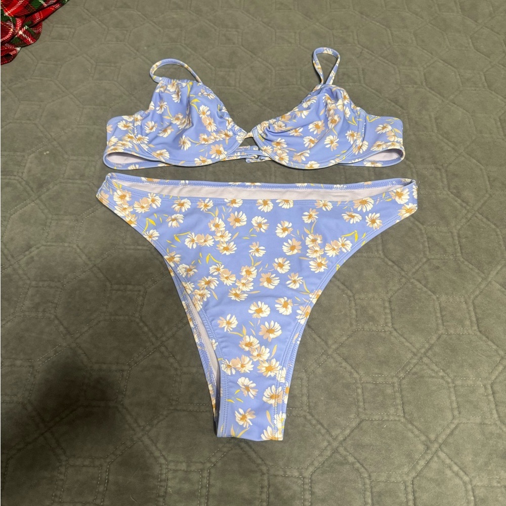 Cute new swim bikini.